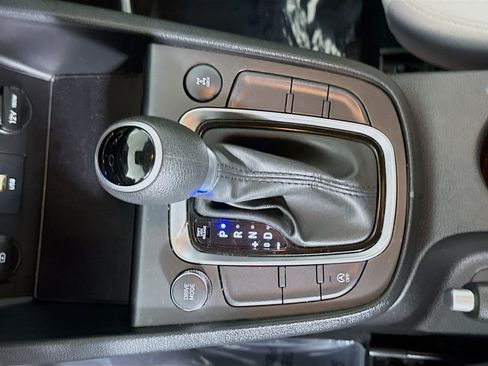 Used 2023 Hyundai Kona SEL image 20