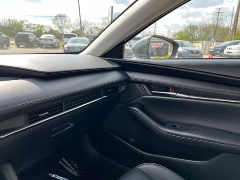 Used 2019 MAZDA MAZDA3 Sedan w/ Select Package FWD image 20