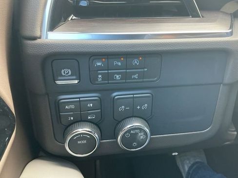 New 2026 Chevrolet Tahoe LT image 19