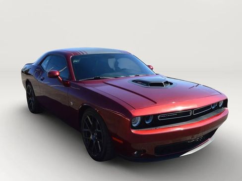 Used 2017 Dodge Challenger R/T Scat Pack image 12