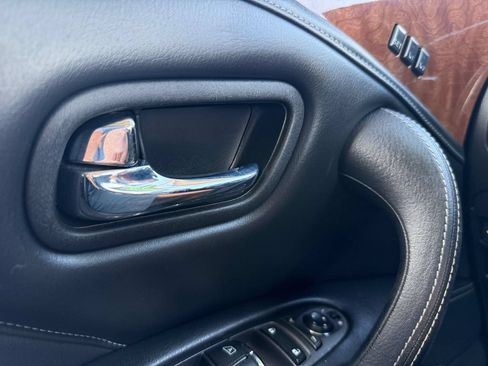 Used 2019 INFINITI QX80 Luxe RWD image 28
