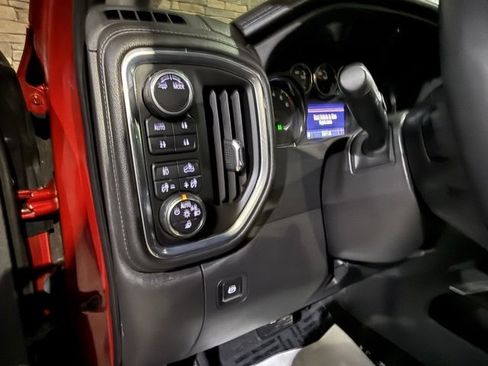 Used 2022 Chevrolet Silverado 1500 LTZ image 13