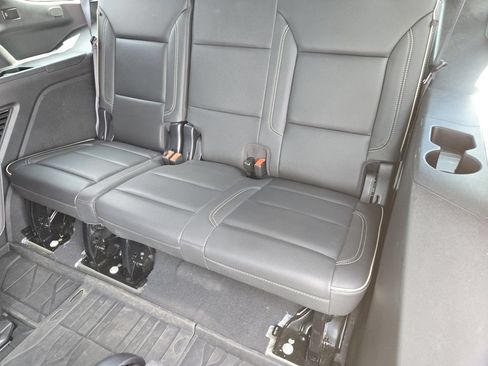 Used 2023 Chevrolet Tahoe Premier AWD/4WD image 22