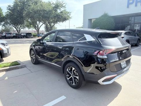 Used 2023 Kia Sportage EX FWD image 4