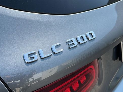 Used 2022 Mercedes-Benz GLC 300 4MATIC image 18