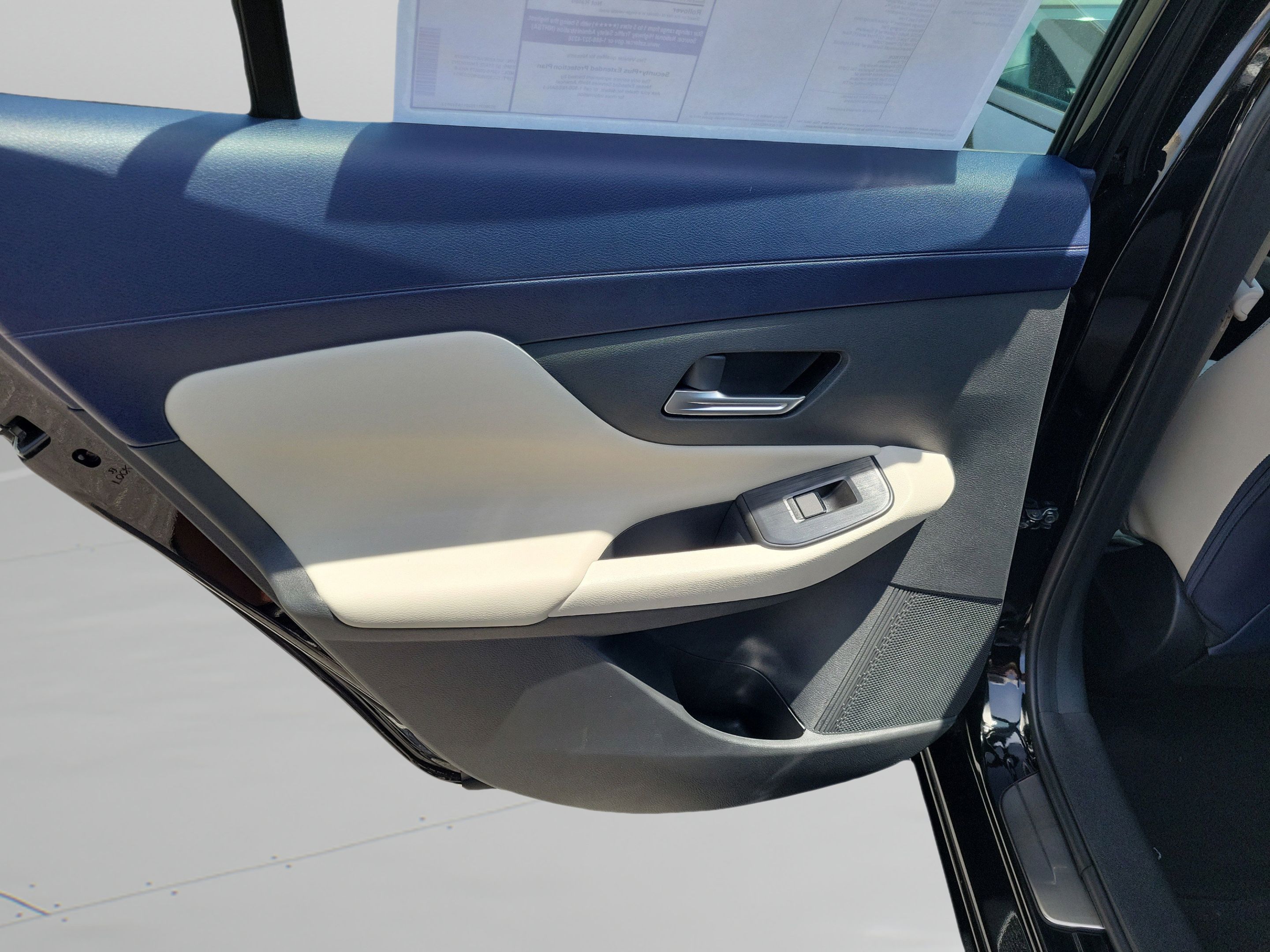 Used 2026 Nissan Sentra SL w/ Floor Mat Package FWD image 9