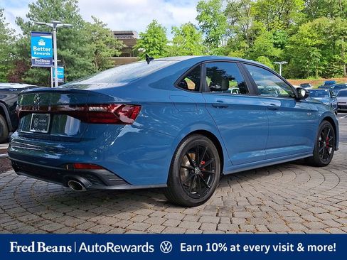 Certified 2025 Volkswagen Jetta GLI Autobahn w/ GLI Black Package FWD image 6