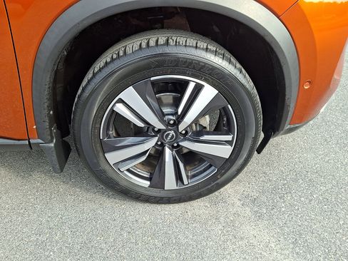 Certified 2023 Nissan Rogue Platinum w/ Platinum Premium Package AWD/4WD image 9