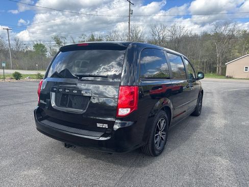 Used 2014 Dodge Grand Caravan SE FWD image 14