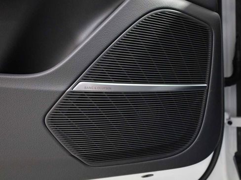 New 2026 Audi Q8 Premium Plus image 17