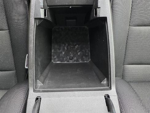 Used 2023 Chevrolet Colorado LT image 19