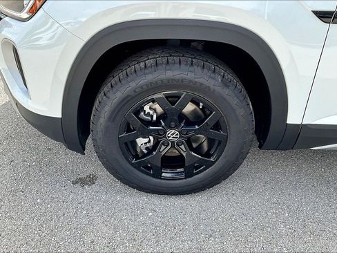 New 2026 Volkswagen Atlas Peak Edition AWD/4WD image 13