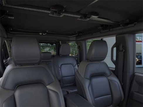 New 2025 Ford Bronco Outer Banks w/ Sasquatch Package image 12