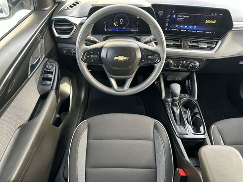 Used 2024 Chevrolet TrailBlazer LT image 17