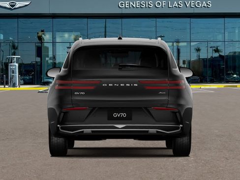 New 2026 Genesis GV70 2.5T Advanced image 9