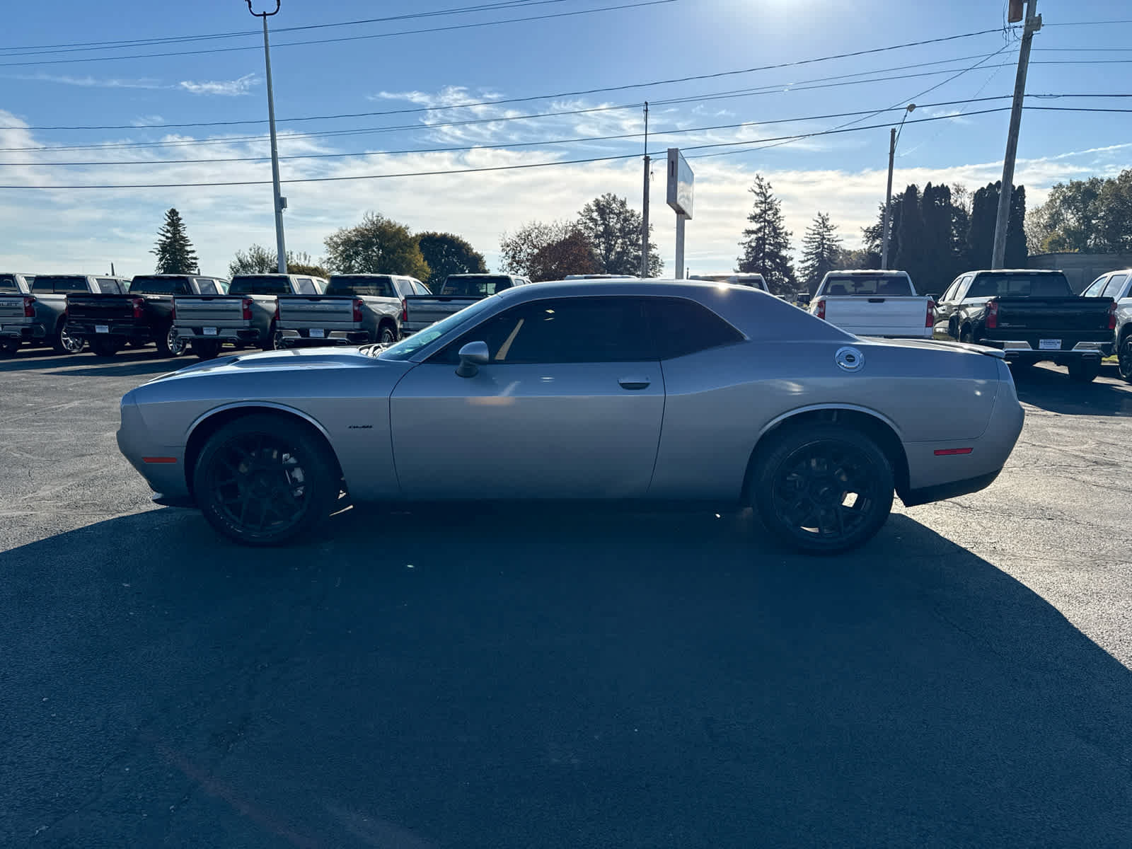 Used 2017 Dodge Challenger R/T w/ Sound Group RWD image 1