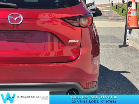 Used 2019 MAZDA CX-5 Touring image 14