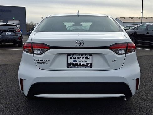 Used 2021 Toyota Corolla LE w/ Carpet Mat Package (TMS) image 6