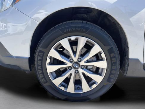 Used 2017 Subaru Outback 3.6R Touring image 36