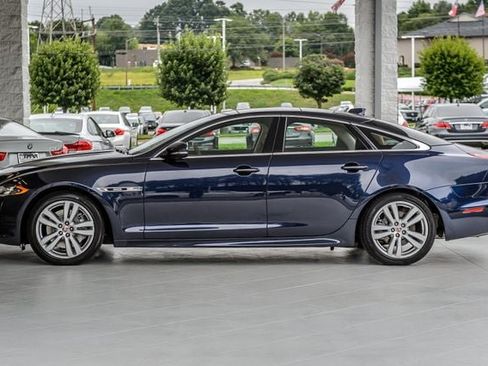 Used 2016 Jaguar XJ R-Sport AWD/4WD image 56