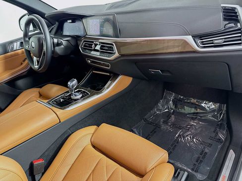 Used 2023 BMW X5 xDrive40i w/ Executive Package image 28