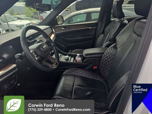 Used 2022 Jeep Grand Cherokee Summit w/ Advanced Protech Group IV AWD/4WD image 10