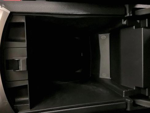 Used 2024 Ford Edge SEL image 40