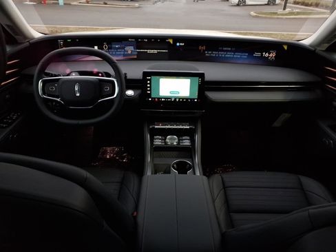 New 2026 Lincoln Nautilus Reserve image 6