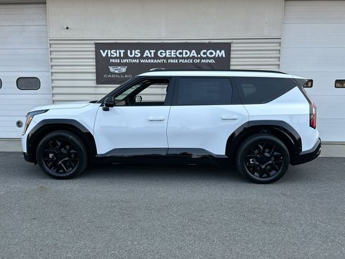 New 2026 Kia EV9 Land w/ Nightfall Edition Package image 7