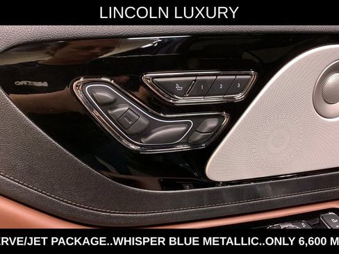 Used 2025 Lincoln Aviator Reserve w/ Equipment Group 201A AWD/4WD image 33