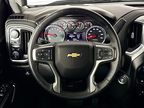 Used 2021 Chevrolet Silverado 1500 LT w/ Safety Package II AWD/4WD image 24