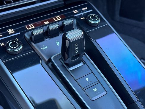 Used 2022 Porsche 911 Carrera S image 24