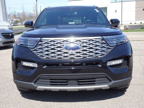 Used 2021 Ford Explorer Platinum w/ Equipment Group 601A image 9