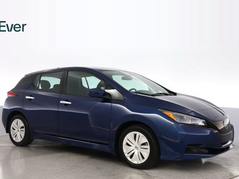 Used 2025 Nissan Leaf S FWD image 14