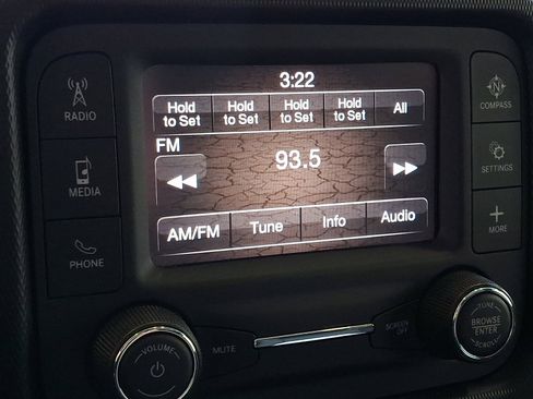 Used 2021 Jeep Gladiator Sport AWD/4WD image 16