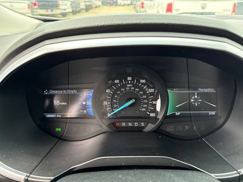 Used 2017 Ford Edge Titanium w/ Equipment Group 301A AWD/4WD image 34