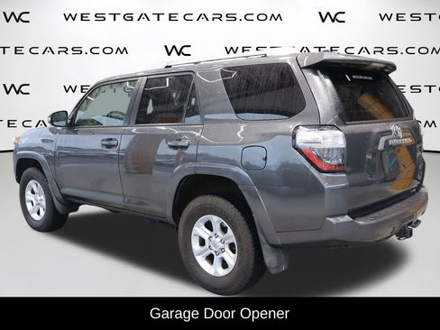 Used 2018 Toyota 4Runner SR5 Premium image 5