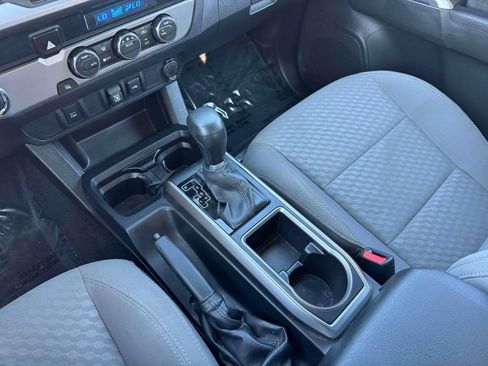 Used 2023 Toyota Tacoma SR5 RWD image 31