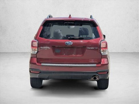 Used 2018 Subaru Forester 2.5i Limited AWD/4WD image 6