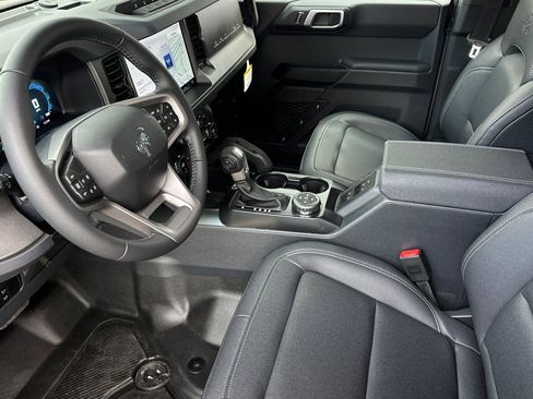 New 2026 Ford Bronco Big Bend w/ Black Diamond Package image 9