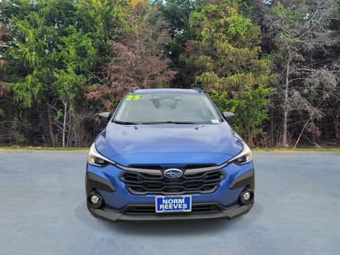Certified 2025 Subaru Crosstrek 2.0i Premium image 2