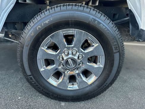 Certified 2018 Ford F250 Lariat w/ Lariat Ultimate Package AWD/4WD image 10