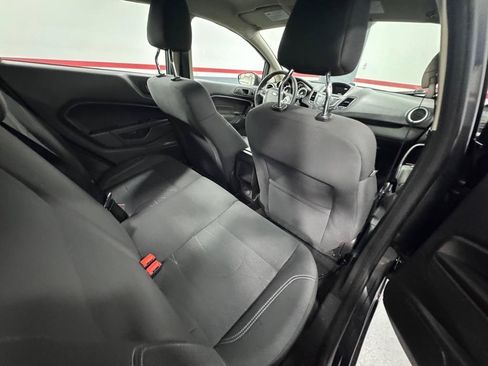 Used 2019 Ford Fiesta SE FWD image 12