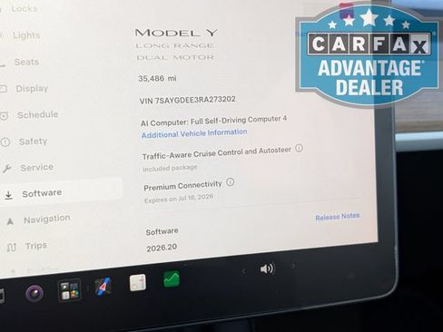 Used 2024 Tesla Model Y Long Range AWD/4WD image 9