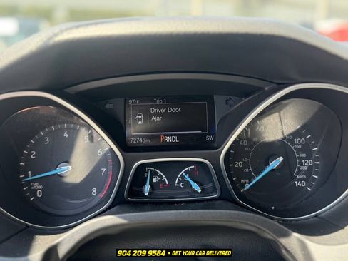 Used 2016 Ford Focus SE FWD image 11