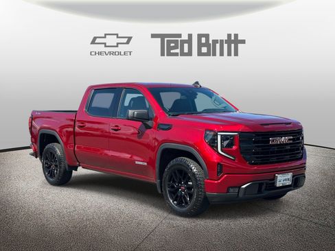 Certified 2024 GMC Sierra 1500 Elevation AWD/4WD image 3