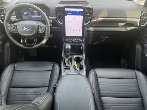 New 2025 Ford Ranger Lariat image 2