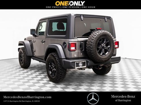 Used 2023 Jeep Wrangler Willys image 3