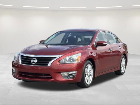 Used 2015 Nissan Altima 2.5 SV w/ Convenience Package FWD image 1