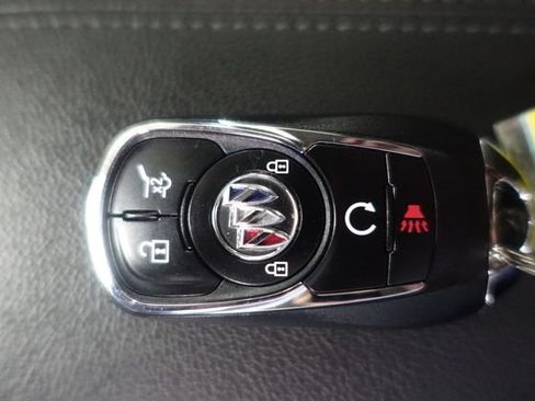 Used 2023 Buick Encore GX Select w/ Sport Touring Package AWD/4WD image 17
